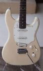 09114199 Godin Progression Trans Cream Maple Fretboard With Cool Bag