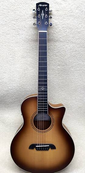 Alvarez 677523001144 Artist Elite Acoustic Electric Little Jumbo Travel Guitar - Mint Cond