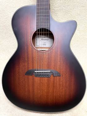 Ag660 Alvarez Ce2 Series Grand Auditorium Acoustic Electric Mfg 08-2024 Mint