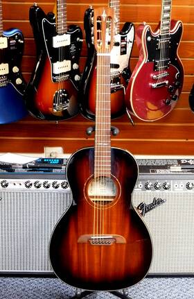 App660eshb Alvarez 2016 Parlor Acoustic-electric Guitar Shadowburst Finish