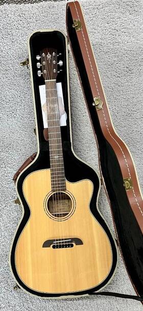 Fy70ce Alvarez Yairi Folk Spruce Top Rosewood Body Acoustic Electric Guitar