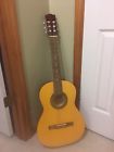 Am50 Amigo Classical Acoustic Guitar
