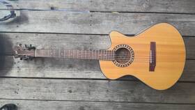 A24000694 Andrew White Guitars 21050033 Cybele 132 Nat