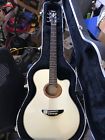 Apx-6 Yamaha Cutaway Guitar White With Hard Shell Case