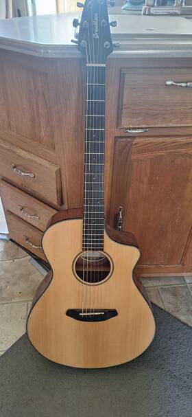 Breedlove Cc190709257 Discovery Concert Ce Acoustic-electric Guitar Natural 6 String Cc1907
