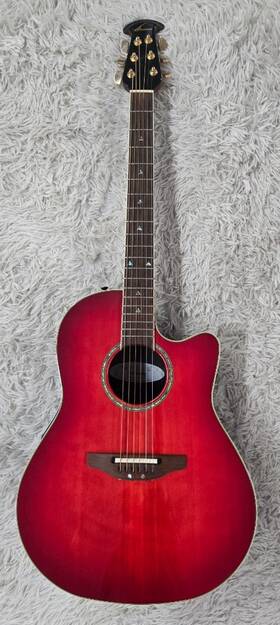 Celebrity Cse24 Case Ovation Cse24 6-string Acou/ele Guitar In Ruby Red With Hardshell Case
