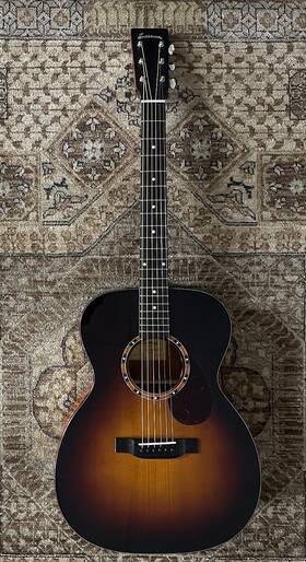 E2om-dlx-sb Eastman 846940061417 Orchestra Model Acoustic Electric Guitar With Gig Bag And Setup