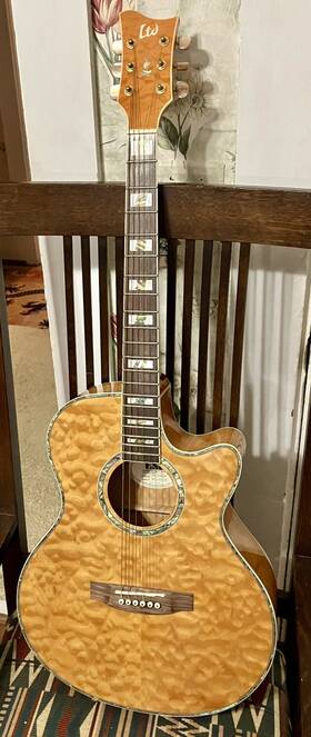Ac30eqm Esp/ltd Beautiful / Xtone Series Acoustic Guitar With Case - Quilted Maple