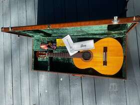 82182500 Gibson 1982 Chet Atkins Ce Excellent Collector Grade Condition