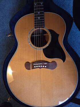 L-131 Gibson Acoustic Guitar
