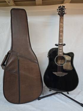 17021 Keith Urban Nightstar 1st Anniversary Edition Acoustic Electric Guitar With Case