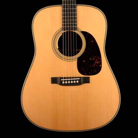 Hd-28e Martin 729789685924 Standard 2025 Lr Baggs Natural Acoustic Electric Guitar With Case