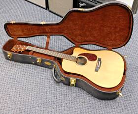 Dcx1re Martin 2012 Acoustic-electric Cutaway Guitar With Case Very Nice