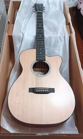 Martin000c Martin Jr Acoustic-electric Guitar Natural