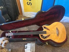 B768-x Ovation Elite 4 String Acoustic Electric Fretless Bass Guitar 1995
