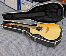 Gc026 Ovation Celebrity Deep Bowl Back Acoustic-electric Guitar With Case Nice