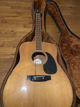 G332 Takamine Acoustic Electric Guitar