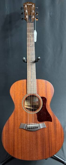 Ad22 Taylor Grand Concert Mahogany Acoustic Guitar Natural Satin With Case