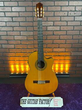 Cgx171cca-1015-u Yamaha Cgx171cca Nylon String Acoustic-electric Guitar Natural With Hard Case