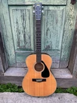 Yamaha SJ-180 Acoustic Guitar Natural. Fixed Price $170.00.
