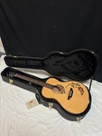 Luna Flora Rose Spruce Acoustic Electric Guitar W/ Case Ocl Rse - Local Pu. Fixed Price $574.99.