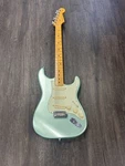 Fender Stratocaster - Usa (B06010952). Fixed Price $1299.99.