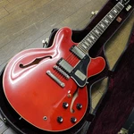 Gibson Custom Shop 1963 ES-335 Block Inlay Reissue Cherry 2013 Electric Guitar. Fixed Price $5300.00.