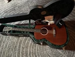 Guild Usa M20 Solid Mahogany Ac Guitar Fishman Pickup & Ohsc New Strings. Fixed Price $1550.00.