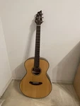 Breedlove Discovery Concert Natural Satin B-stock. Fixed Price $250.00.