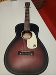 Gretsch G9500 Jim Dandy Flat Top - Vintage Sunburst. Fixed Price $100.00.