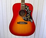 Gibson Hummingbird Standard Vintage Cherry Sunburst 20135118. Fixed Price $3999.00.