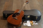 Lefty! 2019 Martin Custom 00-17 Authentic 1931 Acoustic Guitar + Ohsc. Fixed Price $3495.00.