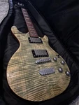 Dean Icon Denim Faded Top Electric Guitar With Gigbag. Fixed Price $450.00.