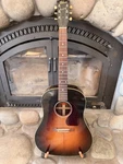 Gibson Custom Shop Historic 1942 Banner J-45 (2020) Rosewood Acoustic Guitar. Fixed Price $3199.00.