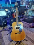 1974 Guild D40 Dreadnought Acoustic Guitar 6-STRING Right-handed Flat Top. Fixed Price $1200.00.