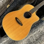 Breedlove Premier Dreadnought Natural Used Spruce Top Body W/hard Case. Fixed Price $1680.99.