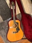 Usa Made Guild DV-52 Dreadnought Acoustic W/ Hard Case. Fixed Price $1978.00.