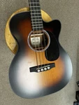 Martin 000C Jr-e Bass Junior Short Scale Acoustic/electric Burst W/ Case. Fixed Price $849.99.