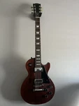 Gibson Les Paul Studio Electric Guitar 2005. Fixed Price $825.00.