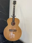 2004 Gibson J-100 Xtra Jumbo Acoustic Guitar. Fixed Price $2390.00.