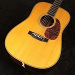 Martin HD-28V Vintage Series 000-STYLE Acoustic Guitar Solid Spruce Rosewood Usa. Fixed Price $3400.00.