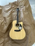 Mitchell Guitar Acoustic Md - 100SCE / N. Fixed Price $200.00.