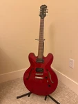 Epiphone Dot Studio Hollow Body Electric Guitar + Soft Shell Case -free Shipping. Fixed Price $350.00.