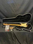 1997 Fender Usa Lone Star Strat H/s/s Guitar In Black W/case. Fixed Price $1250.00.