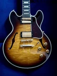 Gibson Custom Shop Cs 356 Quilted MAPLE,2021. Fixed Price $4399.00.