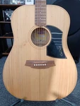 Cole Clark FL1A Used Spruce Body Maple Neck Rosewood Fingerboard W/hard Case. Fixed Price $1026.99.